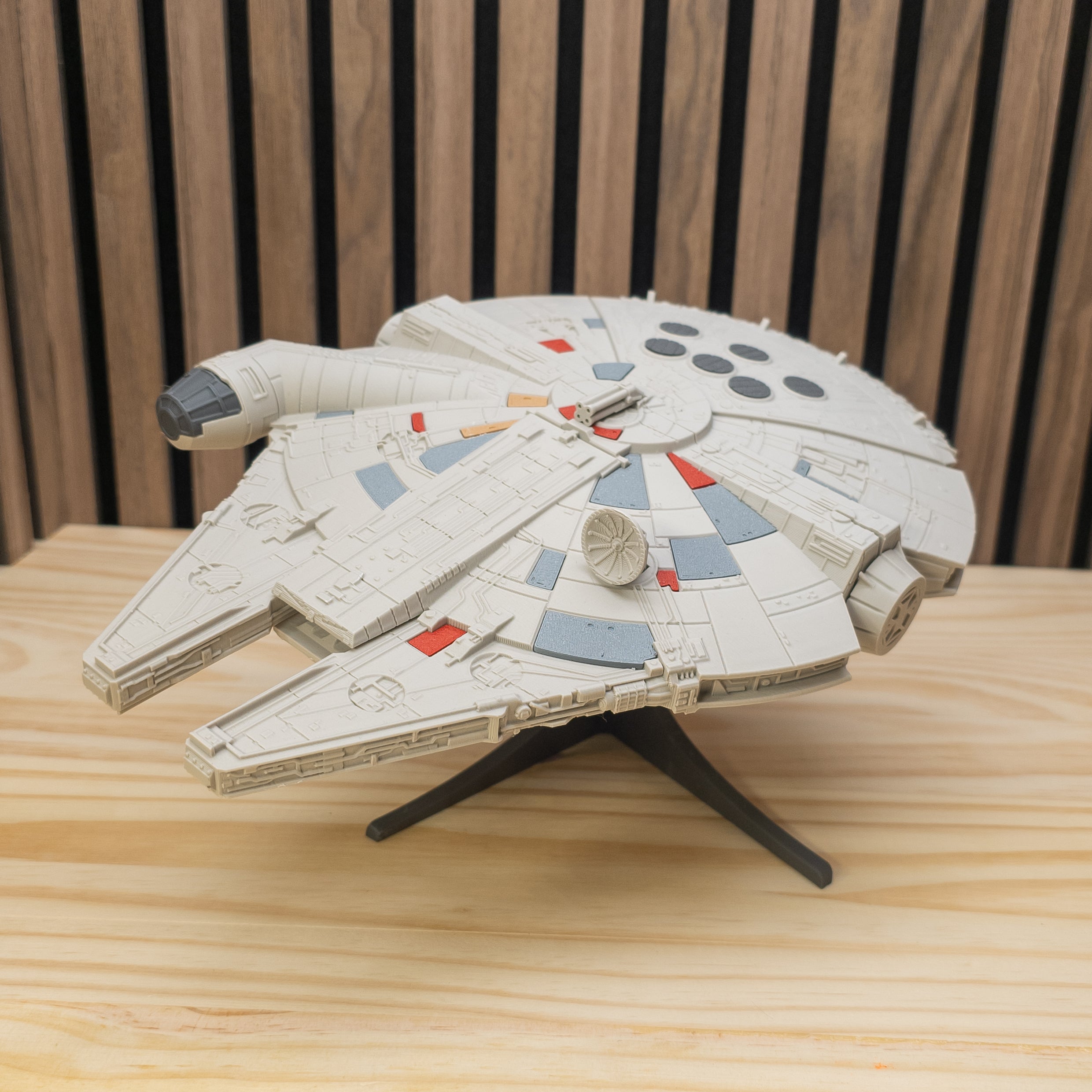 Millennium Falcon Display